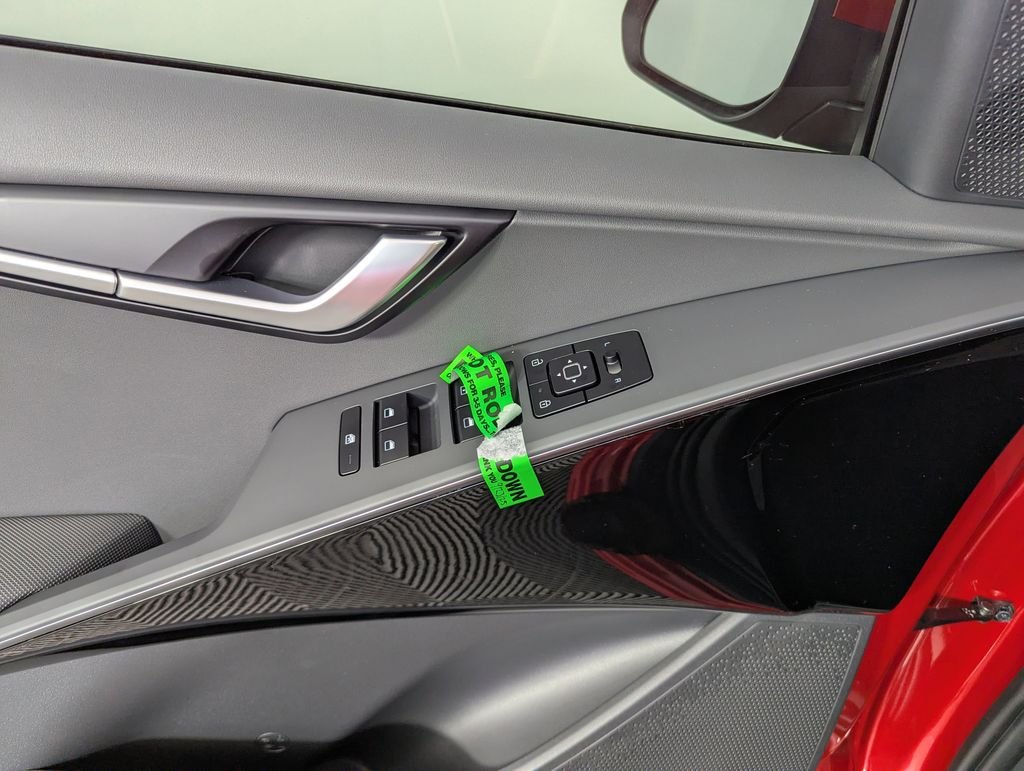 2025 Kia Niro EX - Photo 18