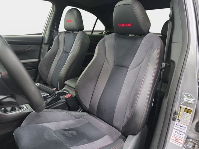 Used 2023 Ice Silver Metallic Subaru Limited image 14