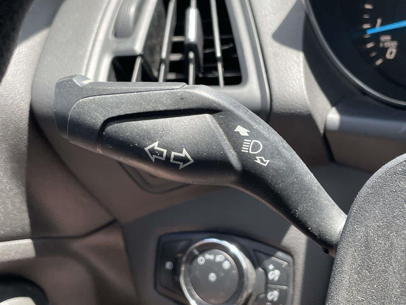 Used 2014 Ingot Silver Metallic Ford SE image 33