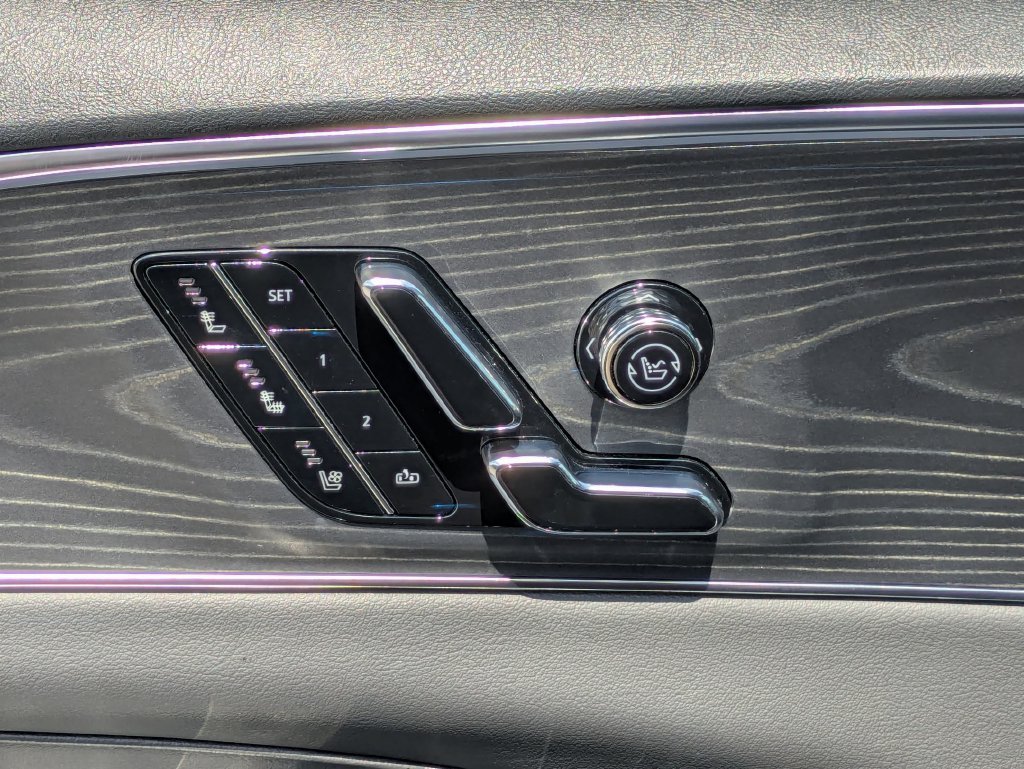 Used 2025 Black Cadillac Sport image 14
