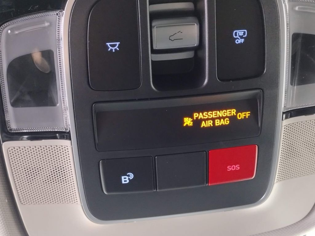 Used 2026 White Hyundai Limited image 35