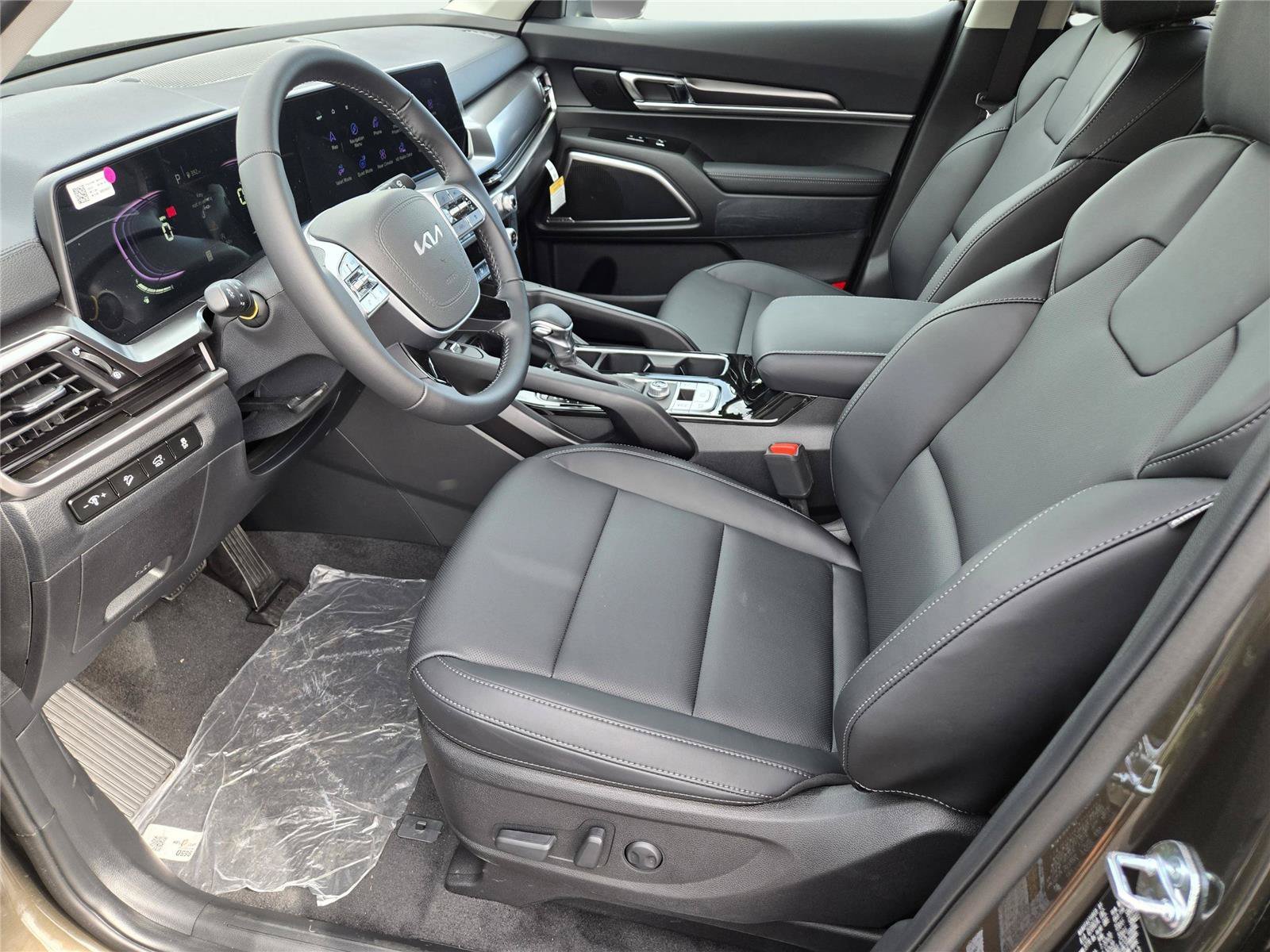 New 2025 Dark Moss Kia S image 16