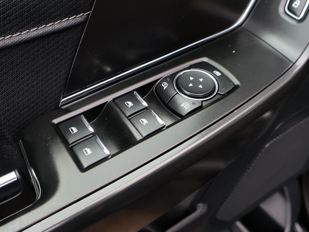 Used 2024 Black Ford XLT image 35