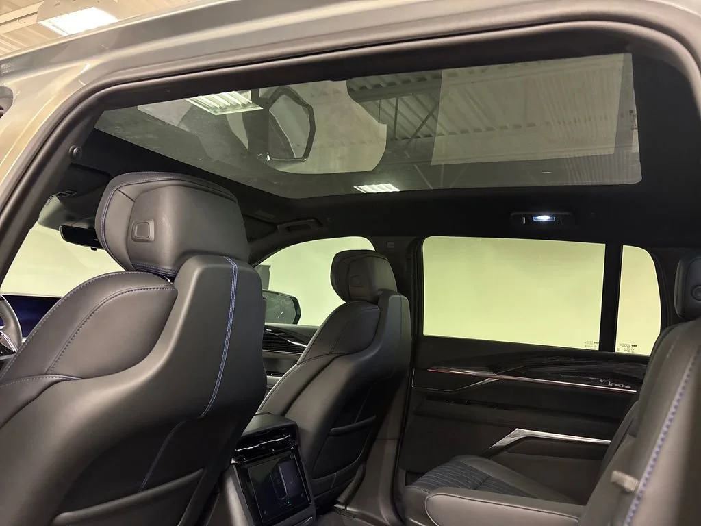 2025 Cadillac Escalade IQ Luxury 1 - Photo 31