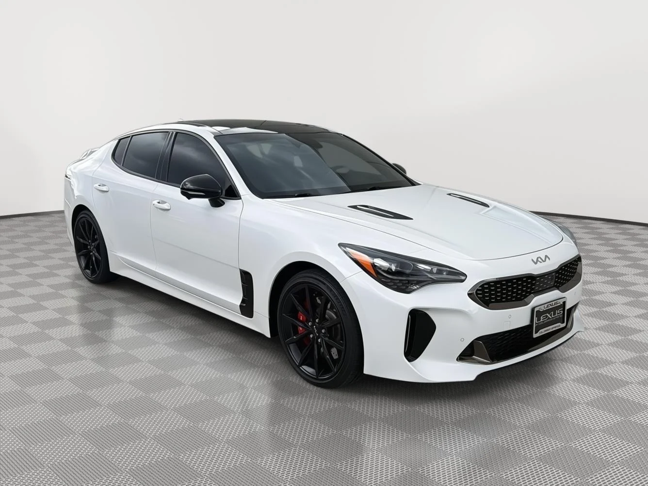 2022 Kia Stinger GT2 AWD's photo