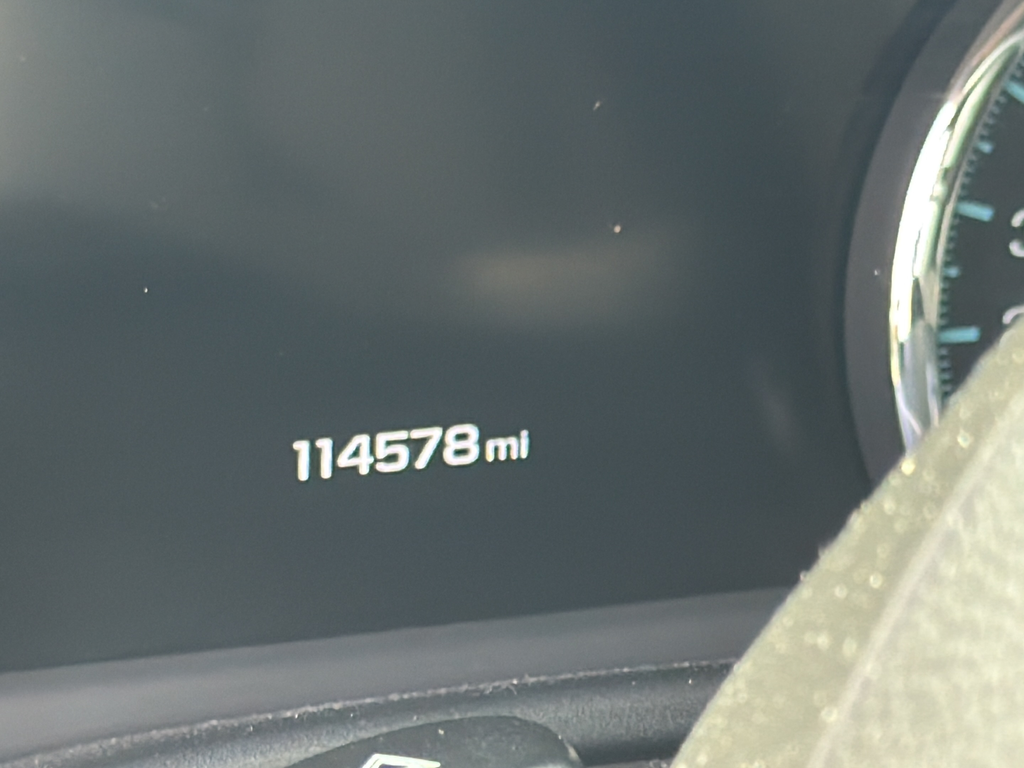 Used 2017 White Frost GMC Denali image 17