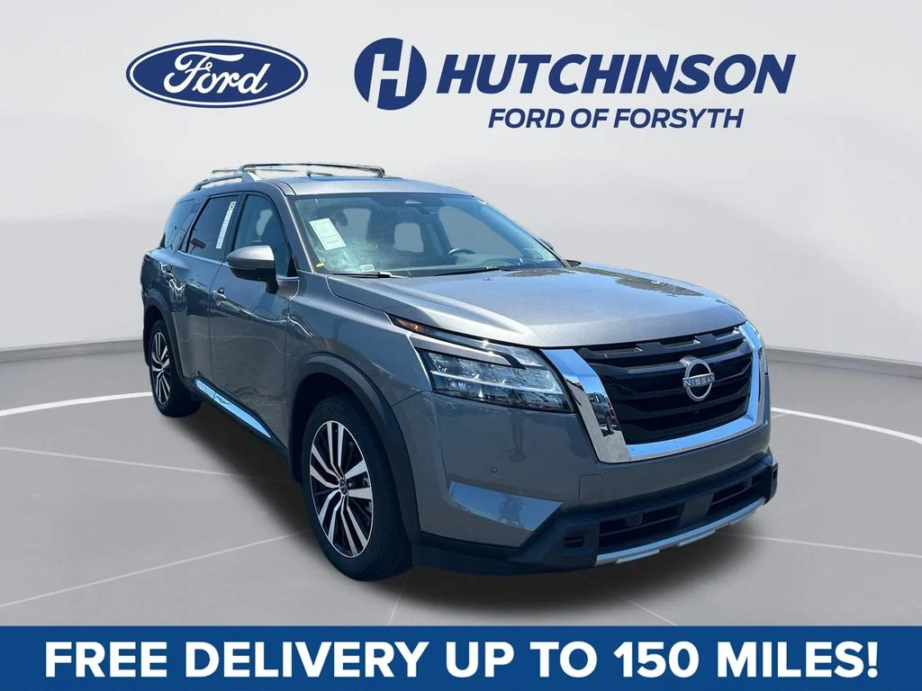 Used 2024 Gray Nissan Platinum image 1
