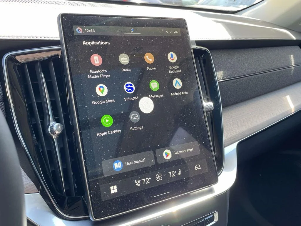 New 2026 Aurora Blue Volvo B6 Ultra image 27