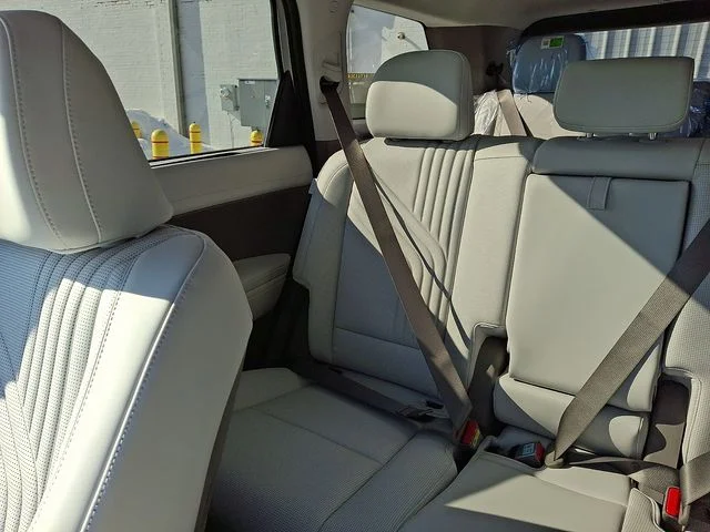 New 2026 Silver Hyundai SEL Premium image 12