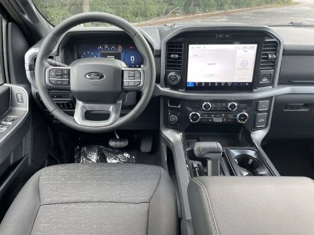 New 2026 Black Ford XLT image 9