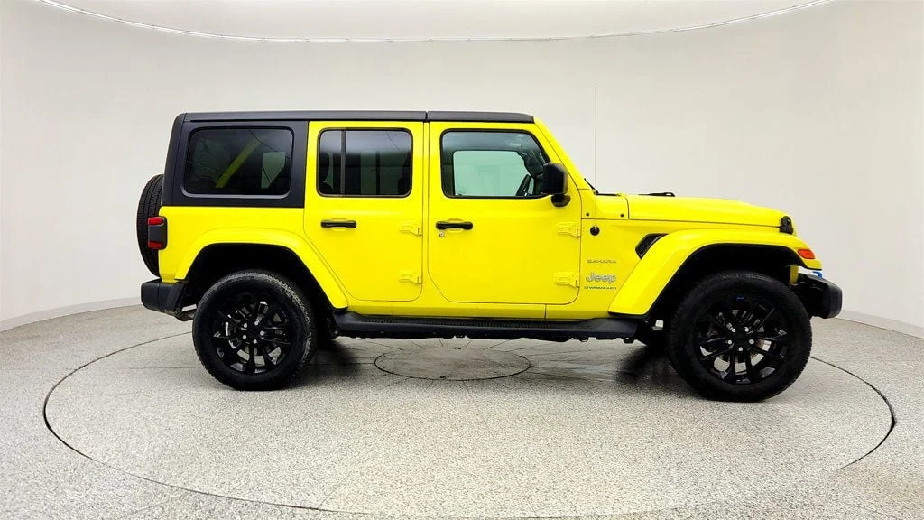 Used 2023 High Velocity Clearcoat Jeep Sahara 4x4 w/ Black Hard Top & Cold Weather Group image 4