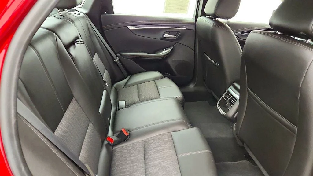 Used 2018 Cajun Red Tintcoat Chevrolet 4dr Sedan LT w/1LT image 22