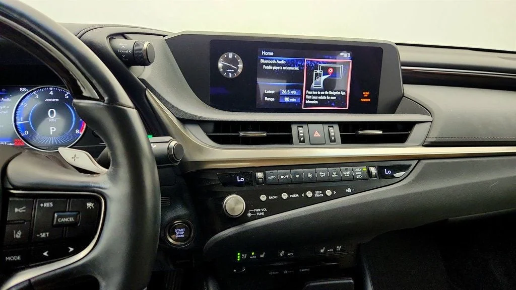 Used 2021 Eminent White Pearl Lexus ES 250 AWD w/ Premium Pkg & Blind Spot Monitor image 17