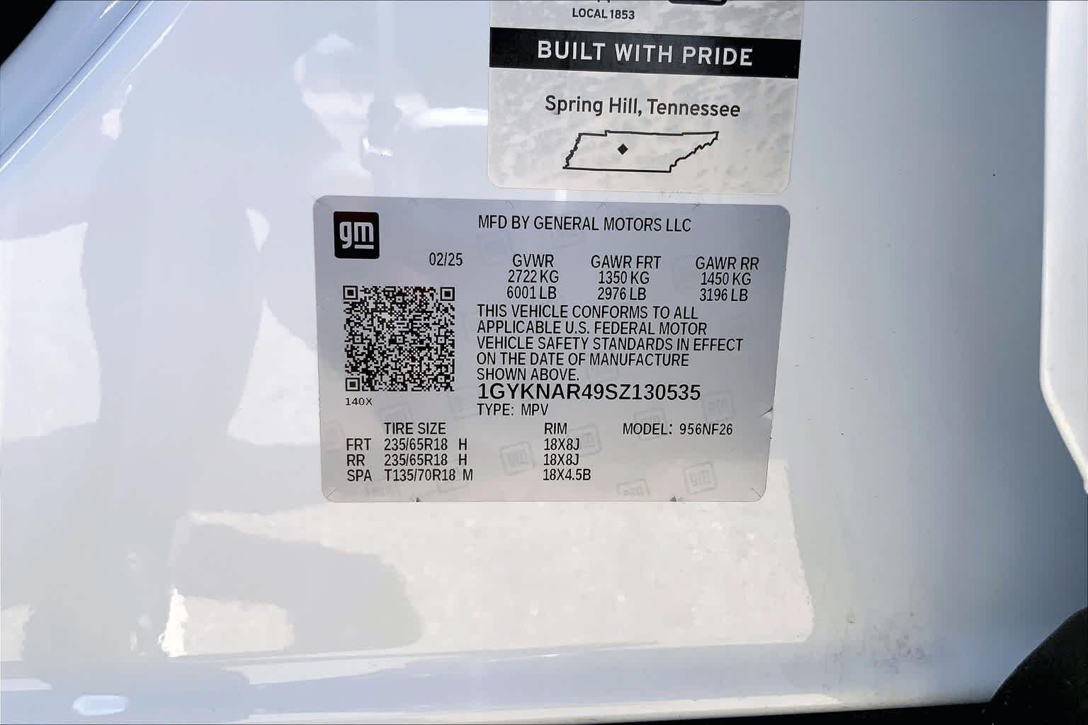 Used 2025 Crystal White Tricoat Cadillac FWD Luxury image 36