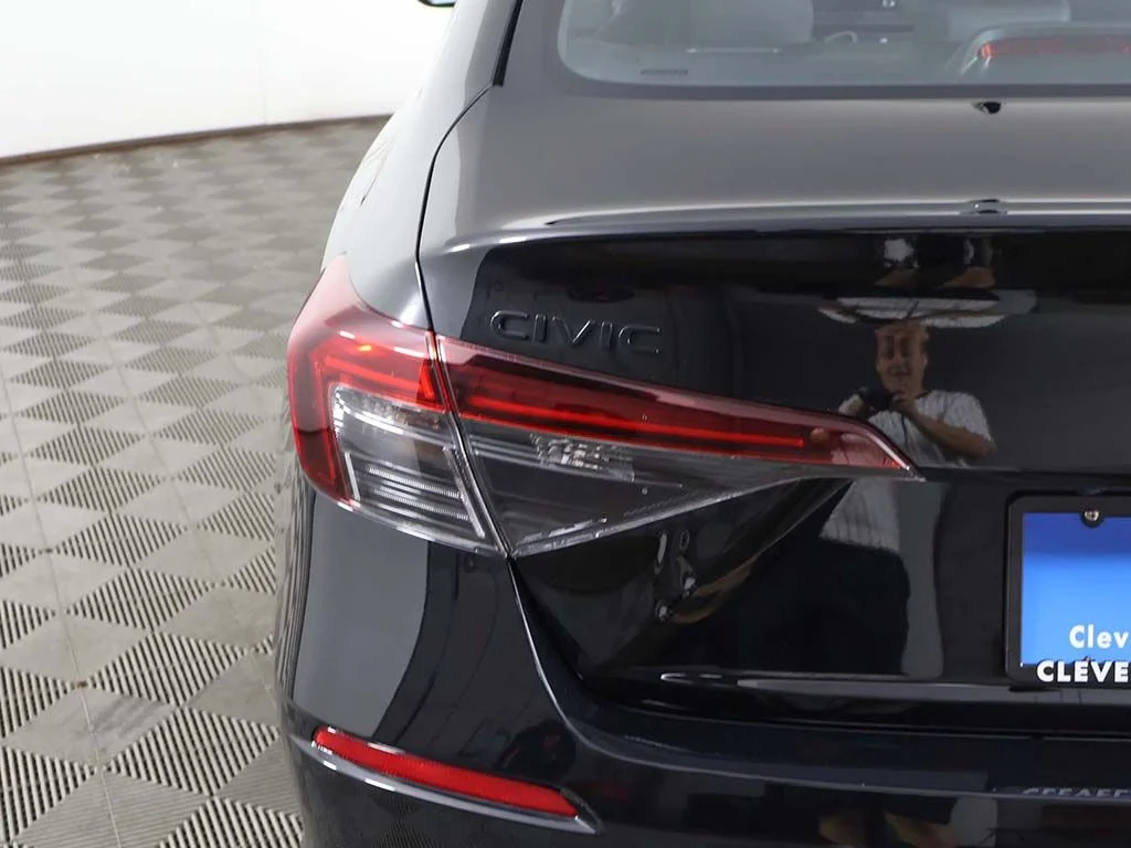 2026 Honda Civic Sport - Photo 13