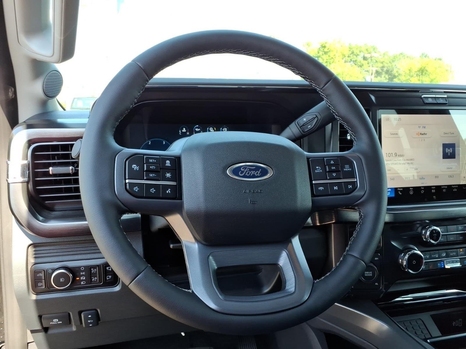 New 2026 Agate Black Metallic Ford F-350® Lariat® image 20