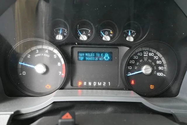 Used 2014 White Ford XL image 26