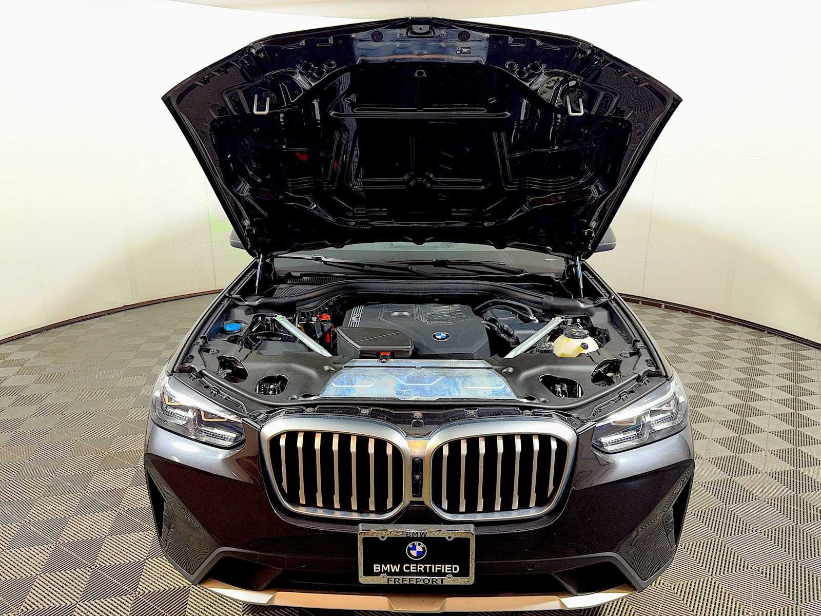 Certified Used 2024 Dark Graphite Metallic BMW xDrive30i image 31