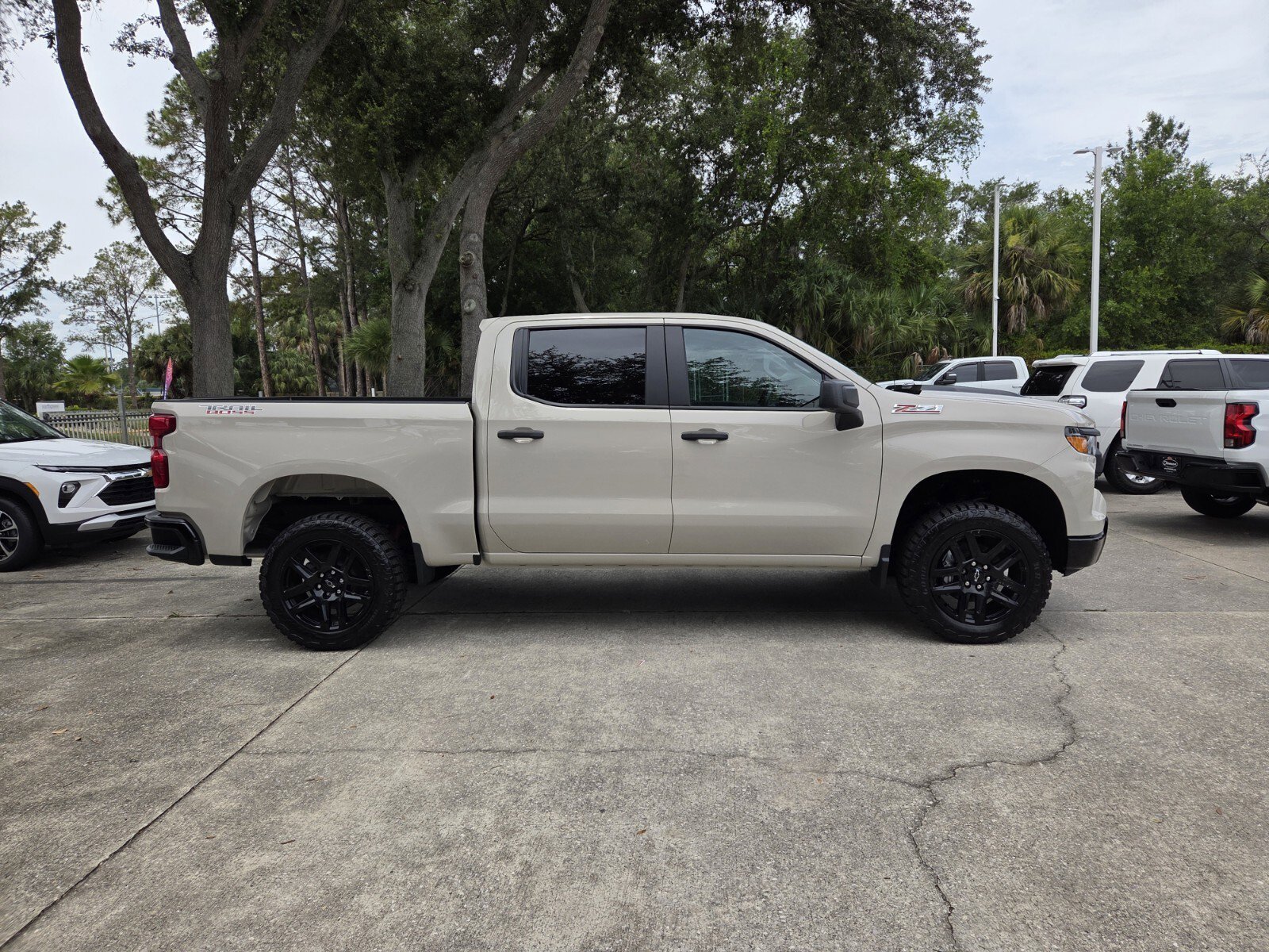 2026 Chevrolet Silverado 1500 Custom Trail Boss - Photo 8