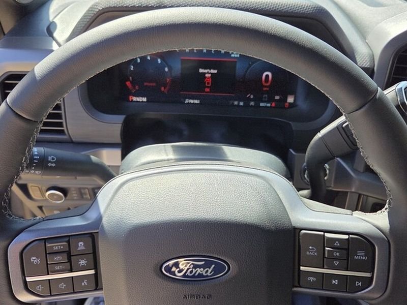 New 2026 Carbonized Gray Metallic Ford XLT image 21