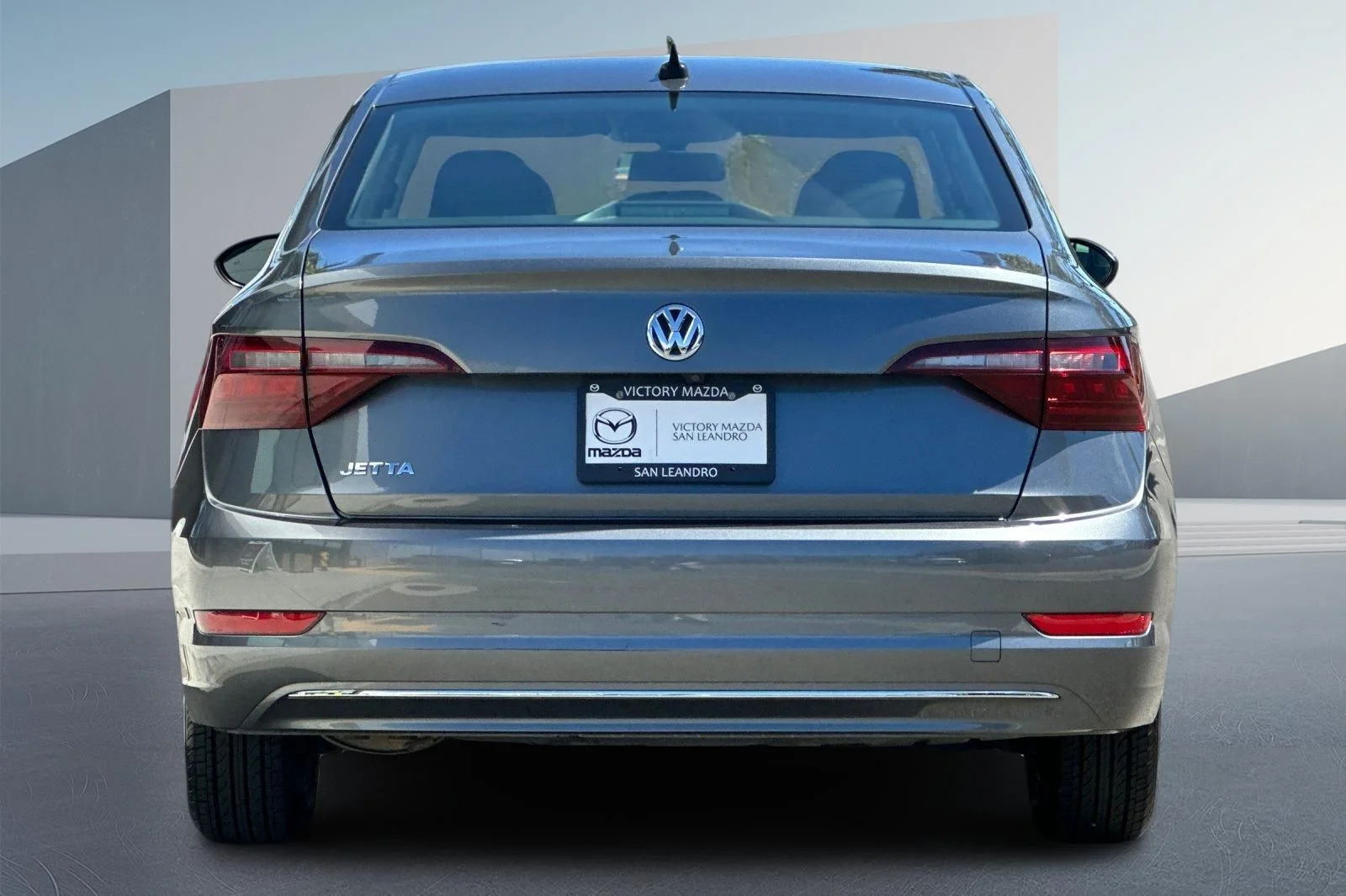 Used 2021 Gray Volkswagen 1.4T SE image 5