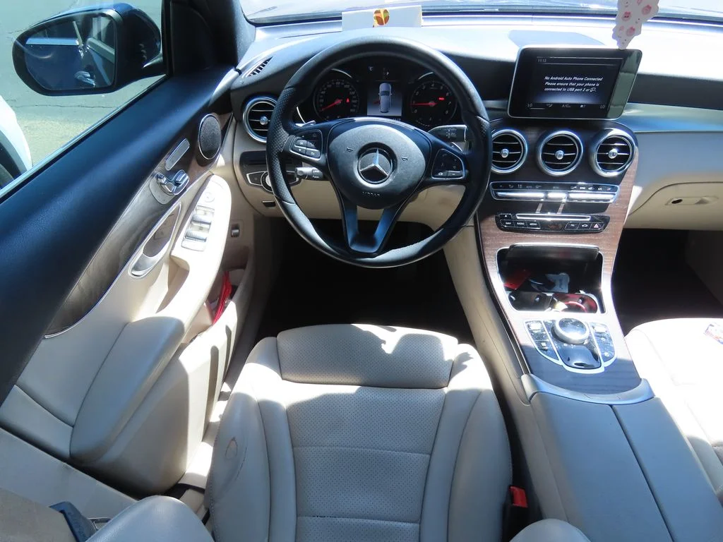 Used 2018 Blue Mercedes-Benz GLC 300 image 5