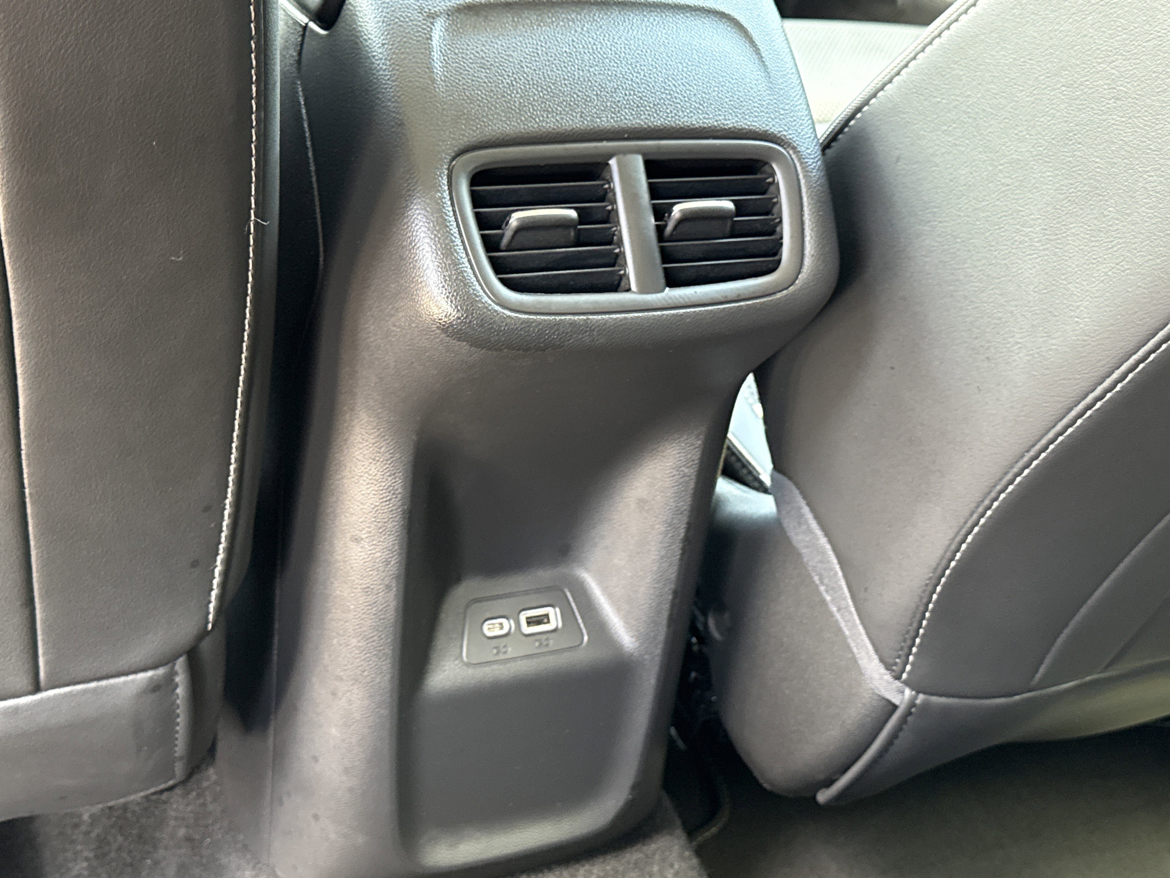 2023 Buick Envision Essence - Photo 15