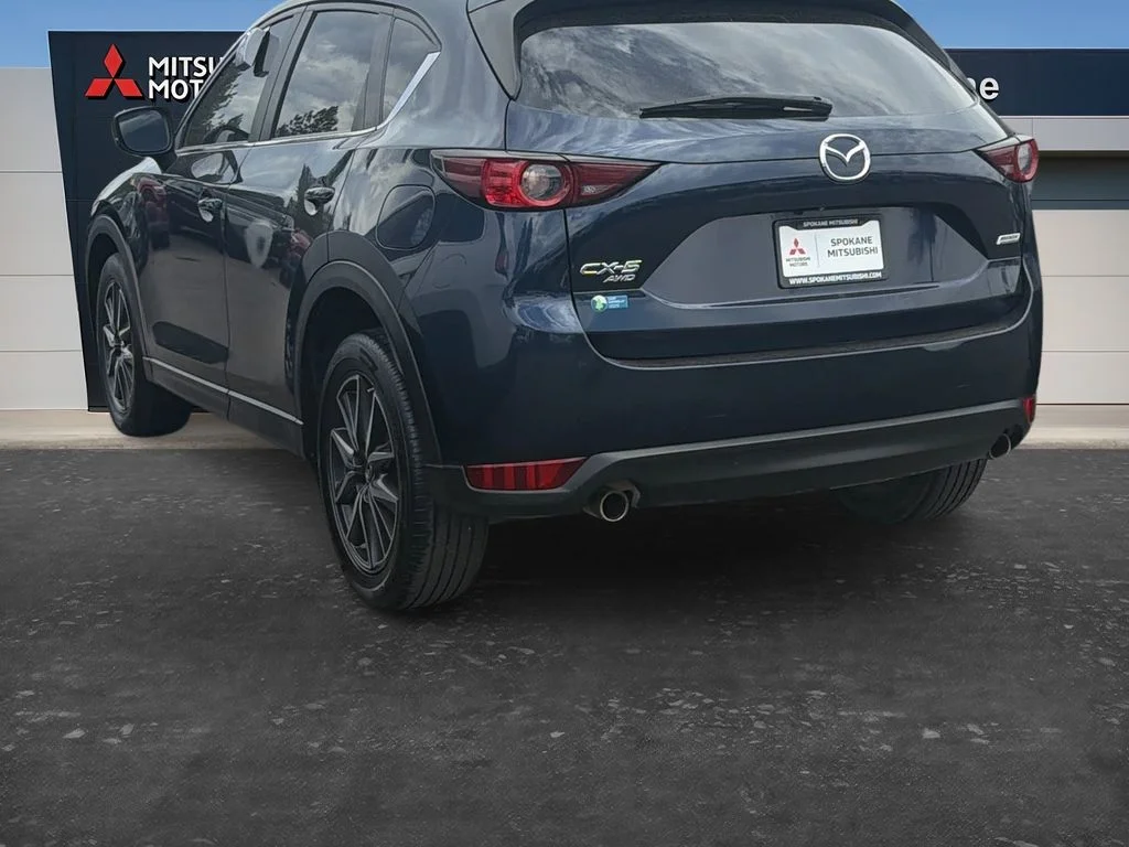 Used 2018 Deep Crystal Blue Mica Mazda Touring image 4
