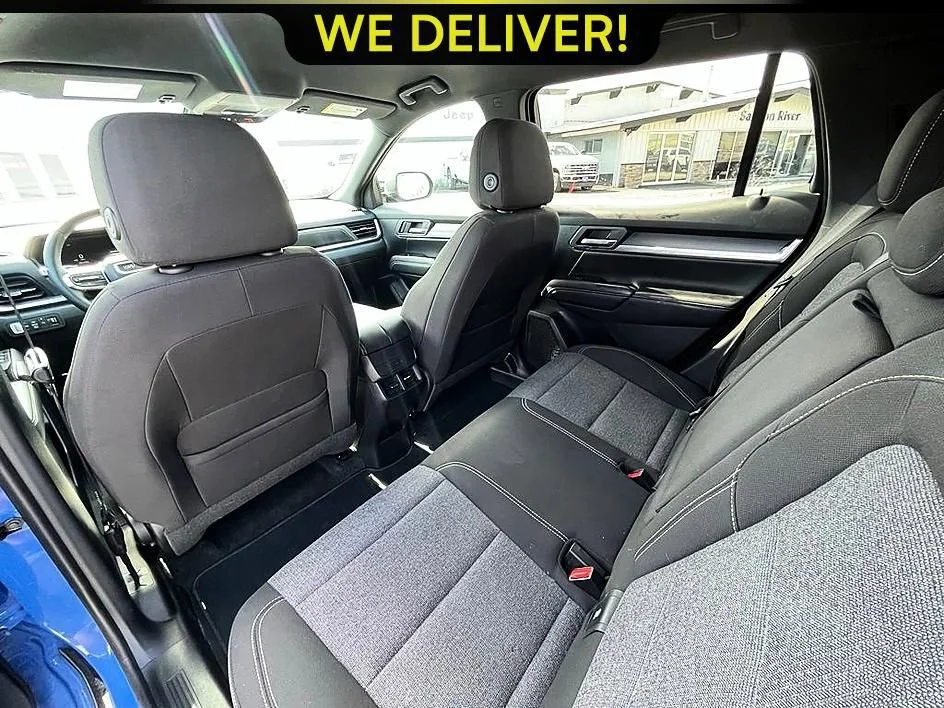 Used 2026 Rapids Metallic GMC Elevation image 15