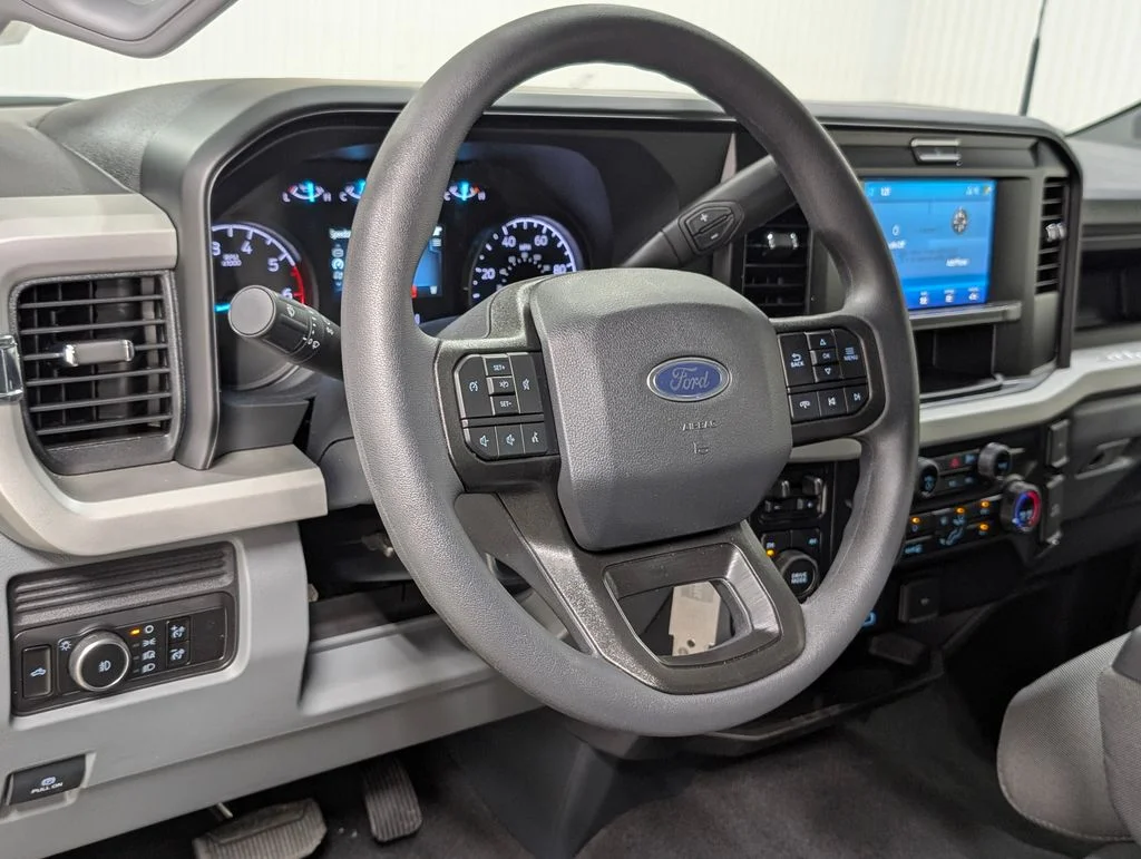 New 2026 Oxford White Ford F-250® XL image 10