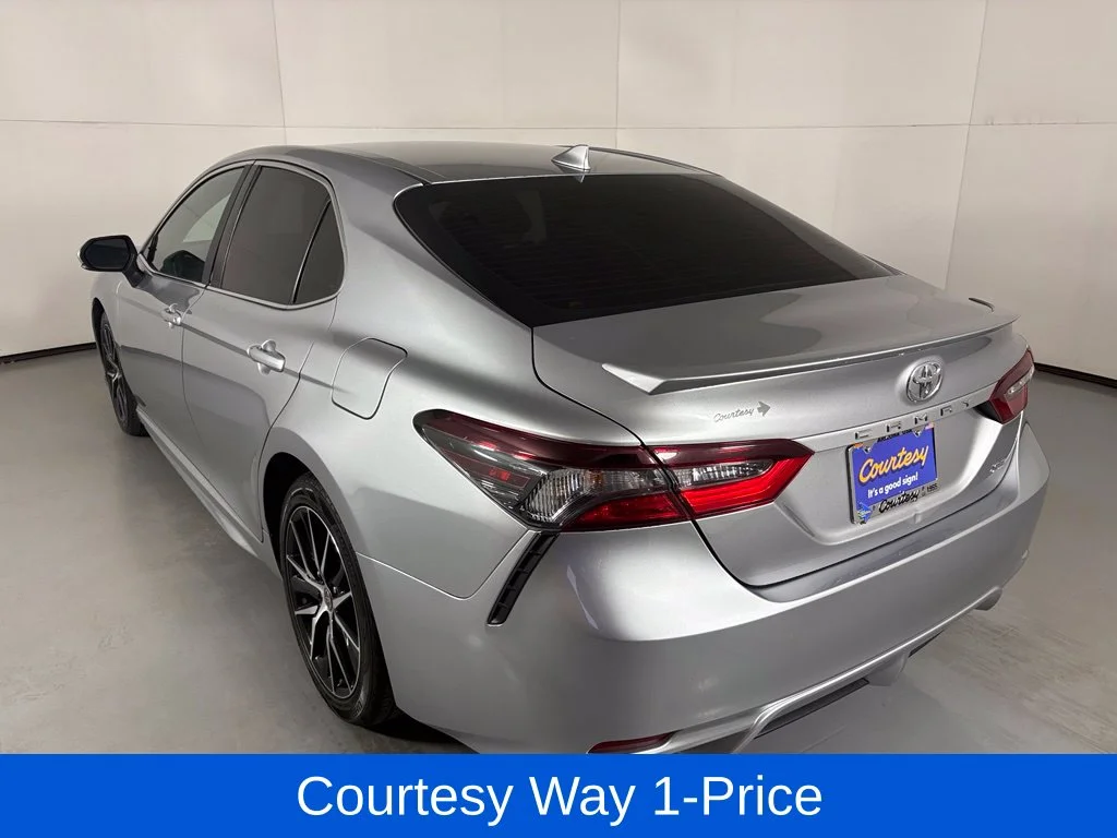 Used 2022 Silver Toyota SE image 8