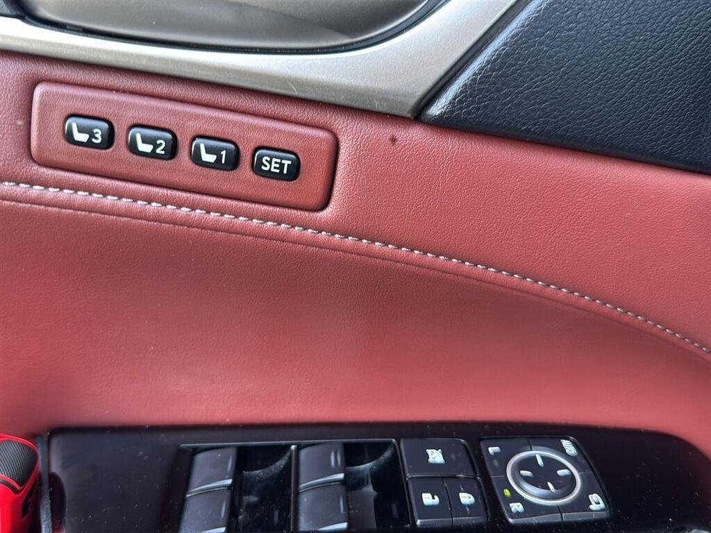 Used 2015 Ultra White Lexus Base image 6