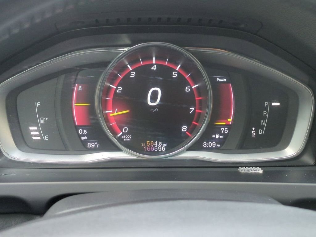 Used 2016 Gray Volvo T5 image 17