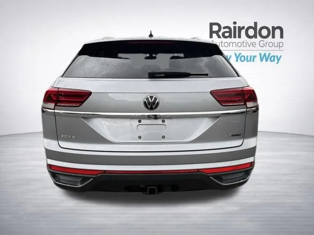 Used 2023 Pyrite Silver Metallic Volkswagen 3.6L V6 SE w/Technology image 6