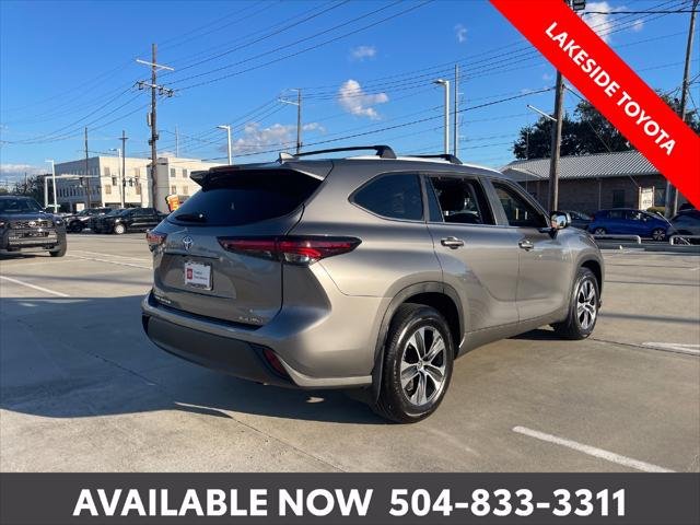 Certified Used 2026 PRECIOUS METAL Toyota  image 6