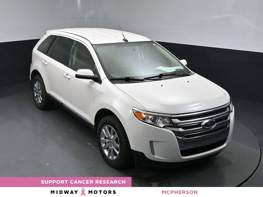Used 2014 White Ford SEL image 1