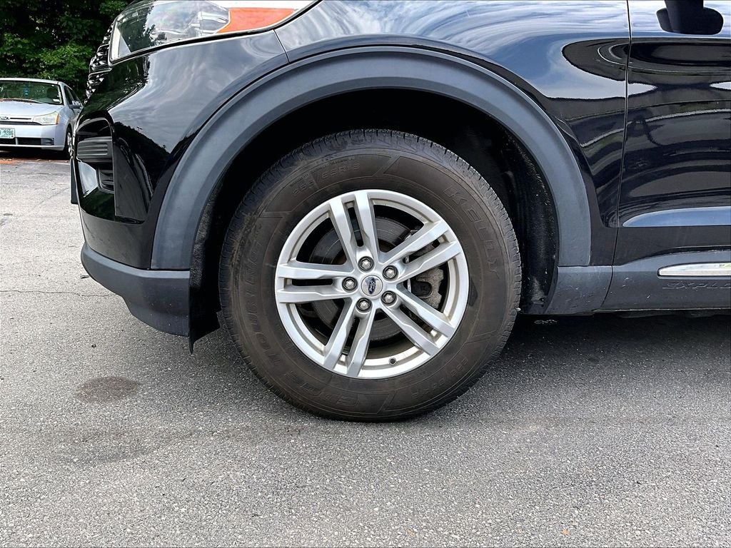 Used 2020 Black Metallic Ford XLT image 4
