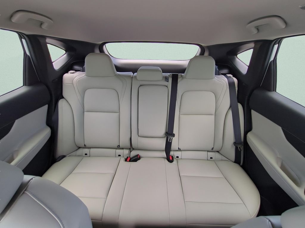 New 2026 Everest White Pearl TriCoat Nissan SV image 10