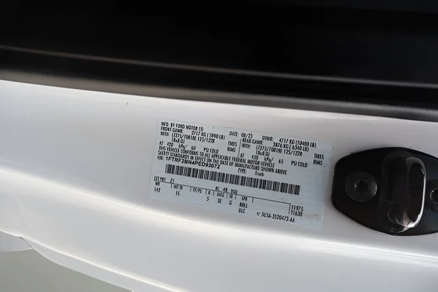 Used 2023 Oxford White Ford XL image 12