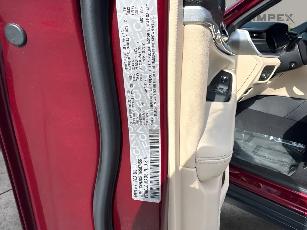 Used 2025 Red Jeep Limited image 35