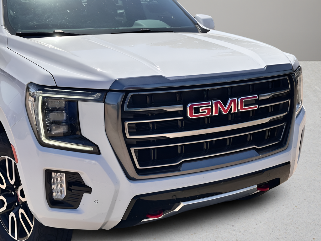 Used 2023 White GMC AT4 image 5