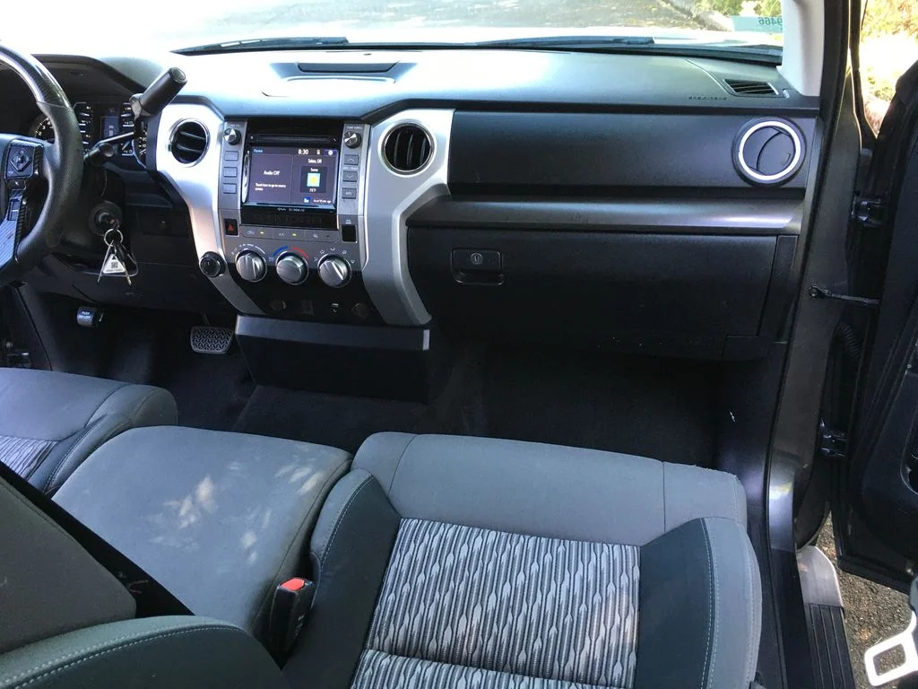 Used 2019 Gray Toyota SR5 image 32