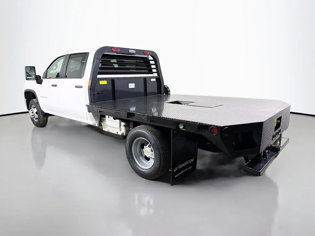 New 2026 Summit White Chevrolet Work Truck image 8