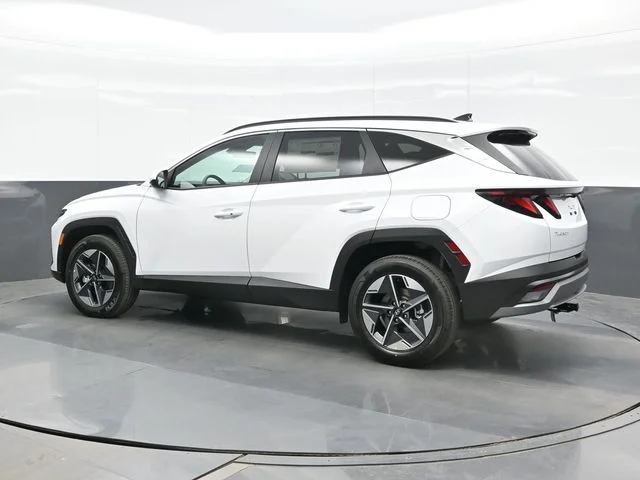 New 2026 White Hyundai SEL image 3