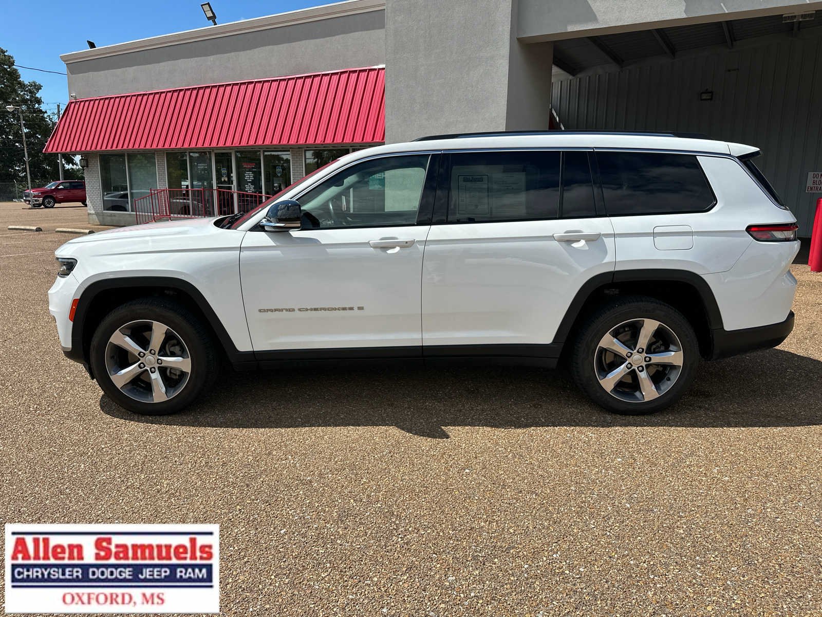 Certified Used 2021 Bright White Clearcoat Jeep Limited image 6