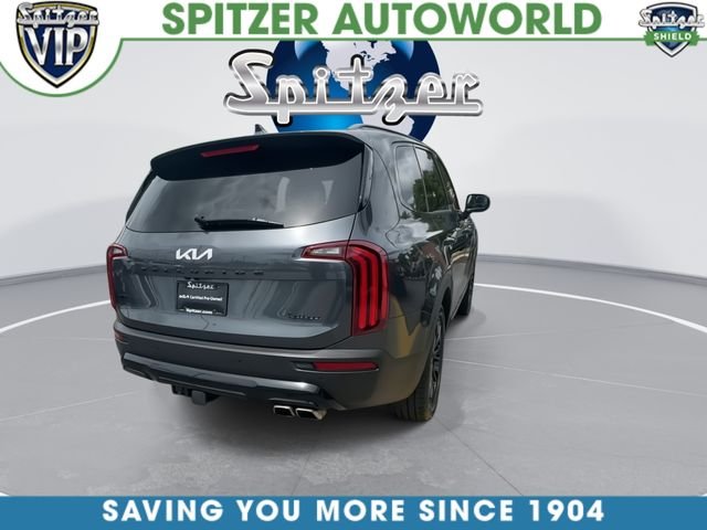 Used 2022 Gray Kia EX image 9