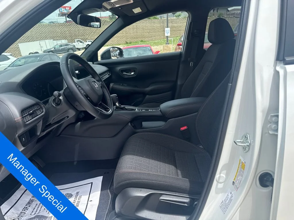 2026 Honda HR-V Sport - Photo 9