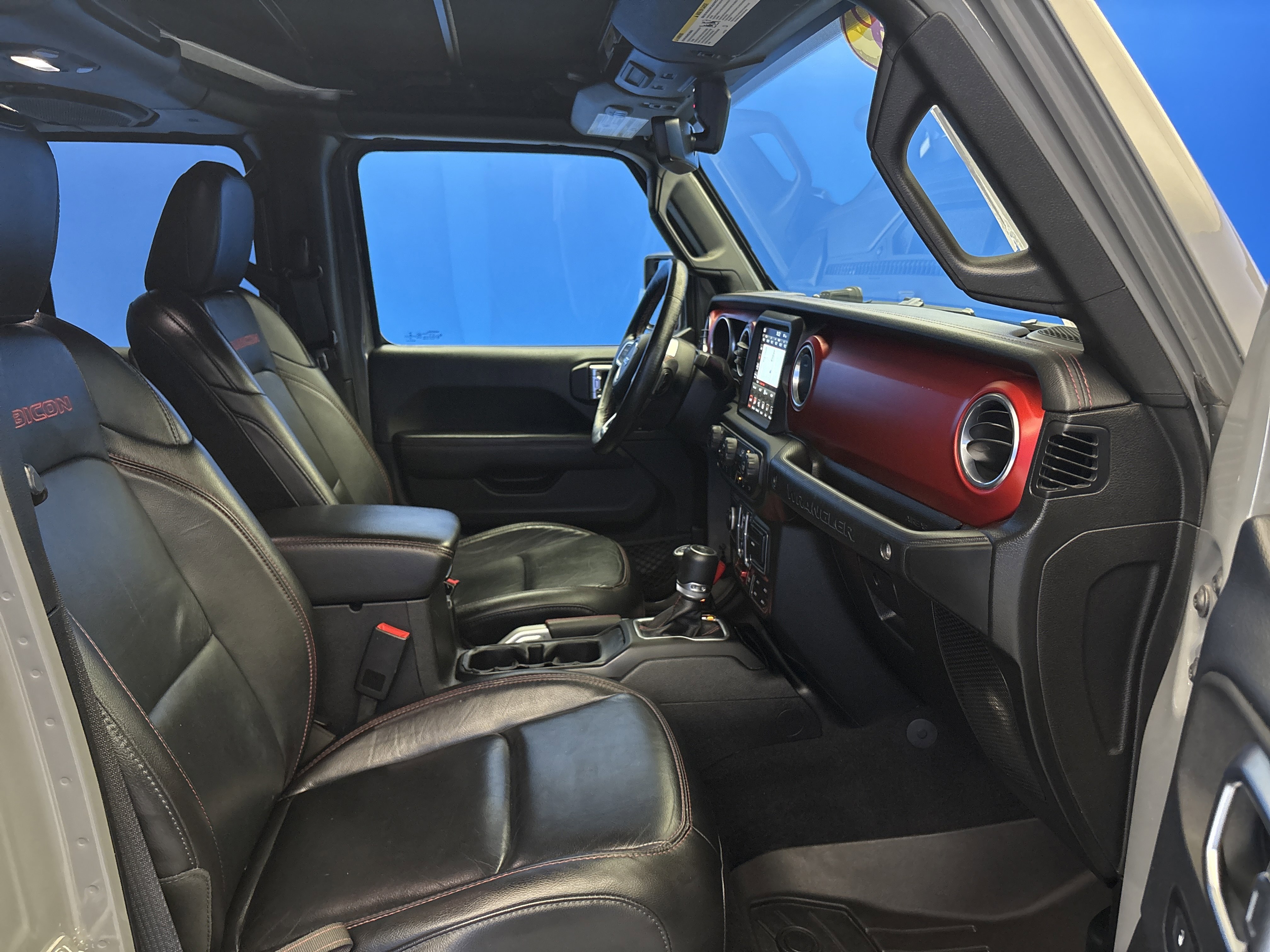 Used 2018 Gray Jeep Rubicon image 23
