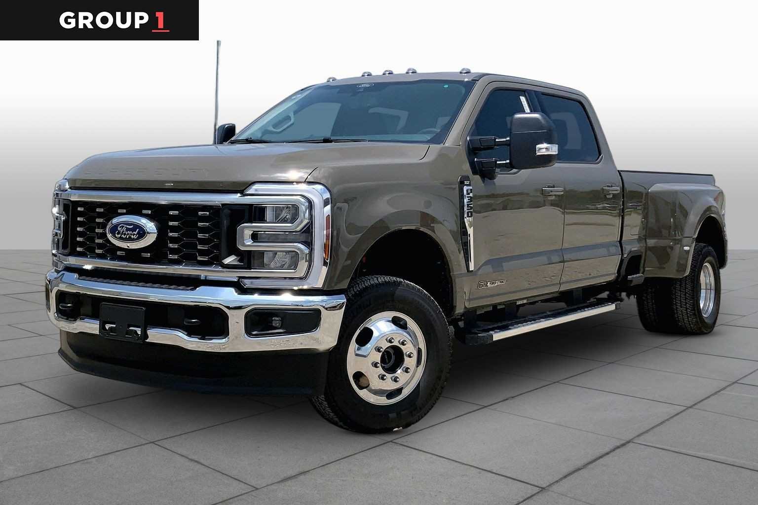 2026 Ford Super Duty F-350® XLT
