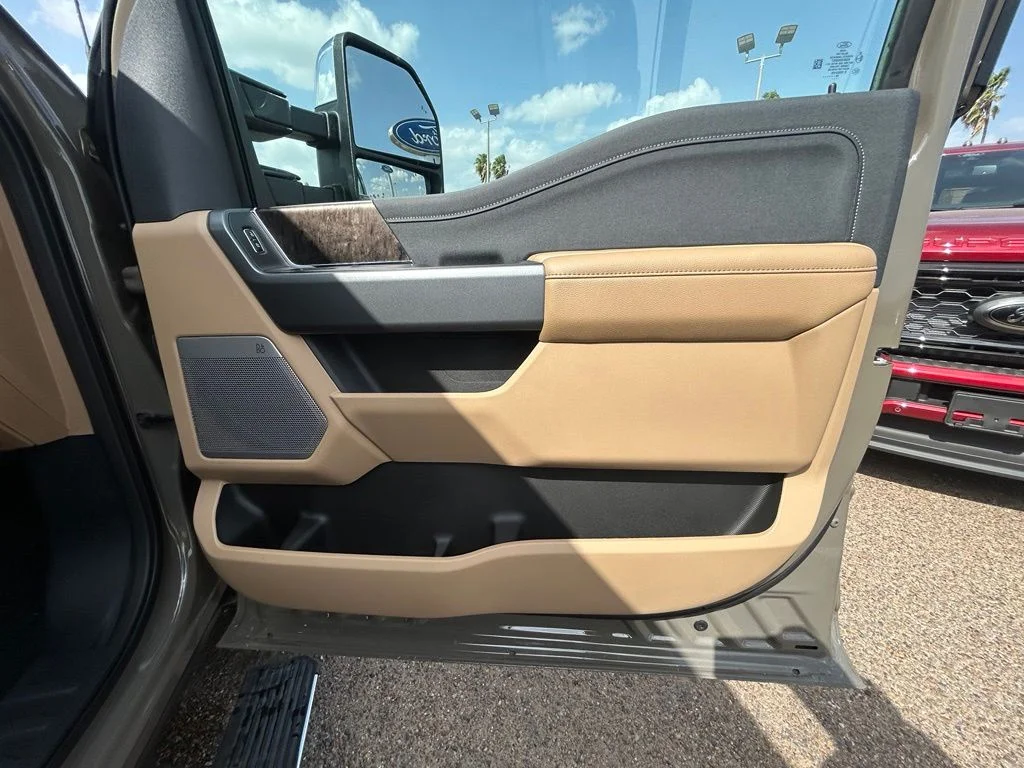 New 2026 Marsh Gray Ford F-250® Lariat® image 25